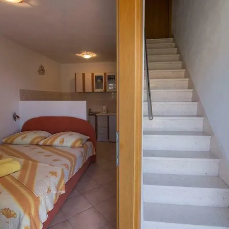 Mate Apartman